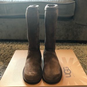 NWT! UGG Kenly Boot in Espresso Size 6